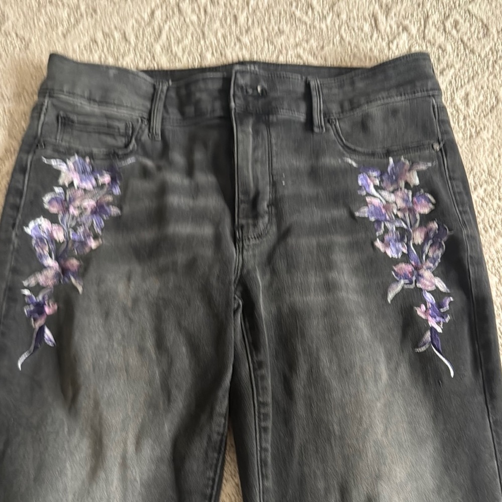 Floral Embroidered Black Jeans
